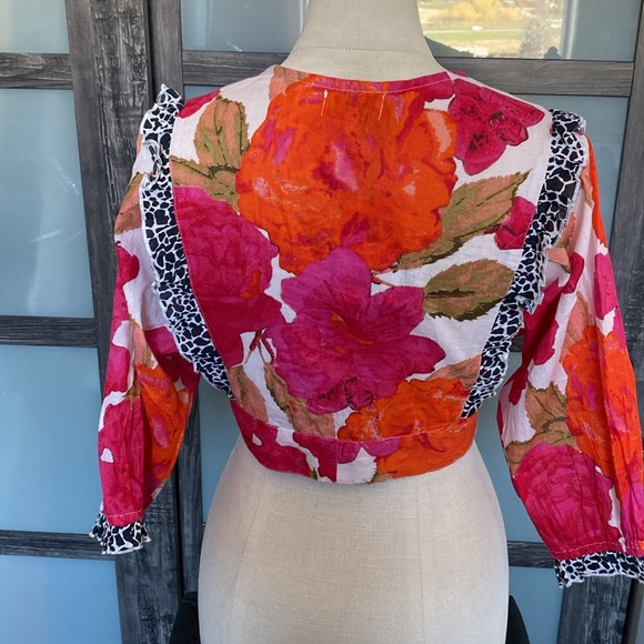 Ayfee Florence tie waist orange,pink and cream floral blouse. Leopard ruffle. M - Picture 5 of 17